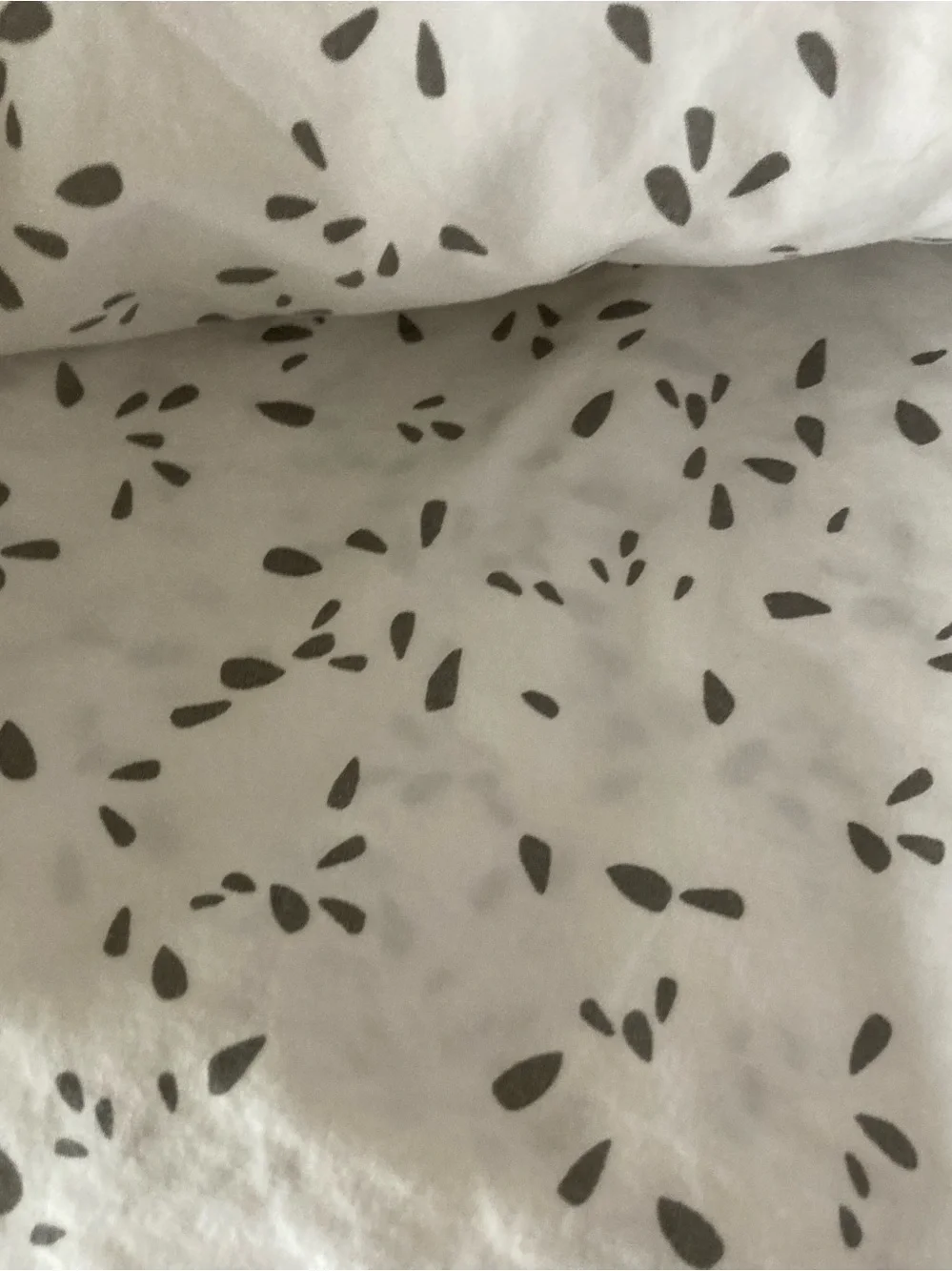 Crate&Barrel White Cotton Bedding with Gray Abstract Dot Print
